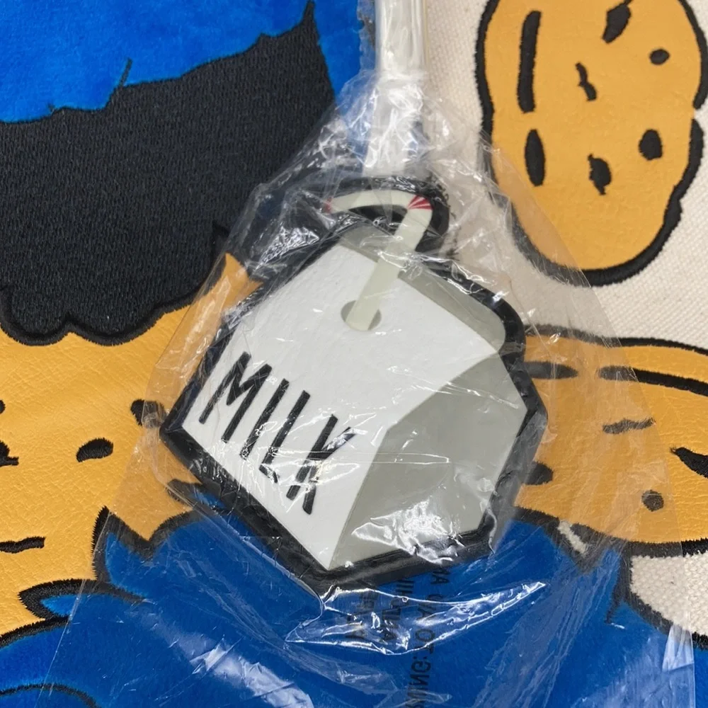 24HR DROP ⬇️ Lungefly Cookie Monster Felt Tote bag - Picture 7 of 9